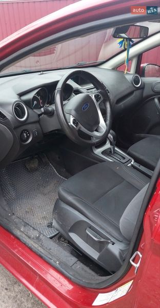 Седан Ford Fiesta 2016 в Львові