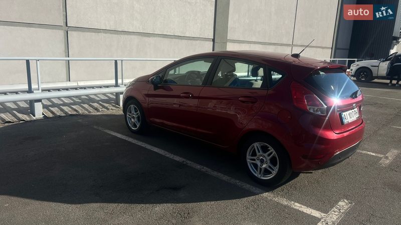 Хетчбек Ford Fiesta 2017 в Києві