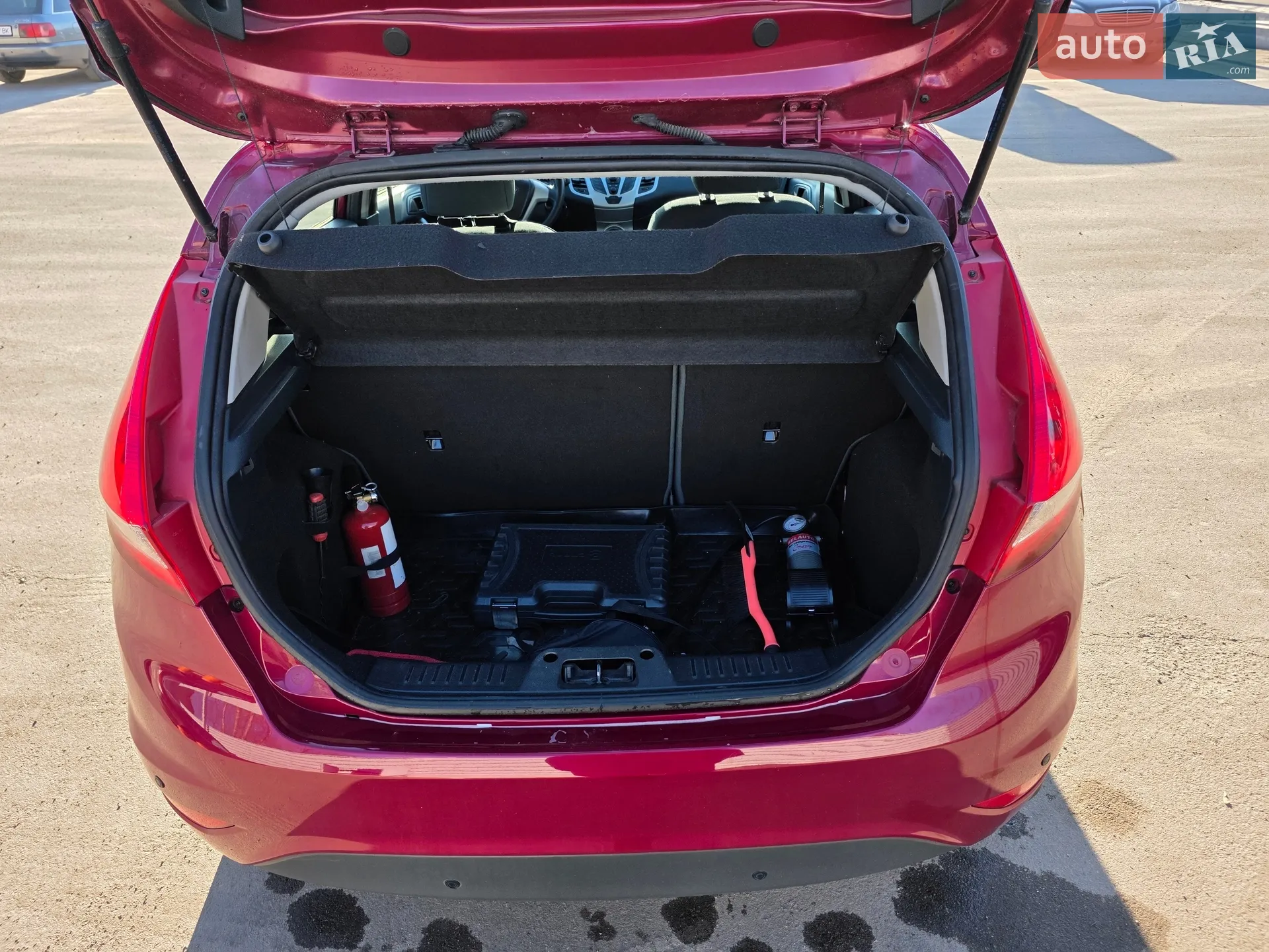 2011 Ford Fiesta - мініатюра 23