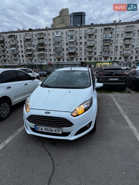 Хэтчбек Ford Fiesta 2013 в Киеве