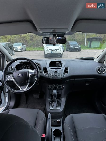 Хэтчбек Ford Fiesta 2013 в Киеве