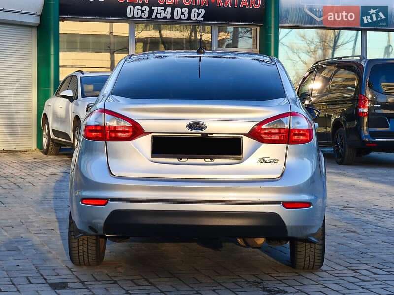 Седан Ford Fiesta 2019 в Днепре