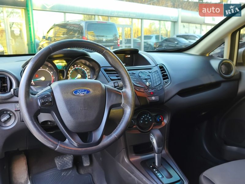 Седан Ford Fiesta 2019 в Днепре
