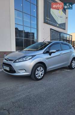 Хетчбек Ford Fiesta 2012 в Дніпрі