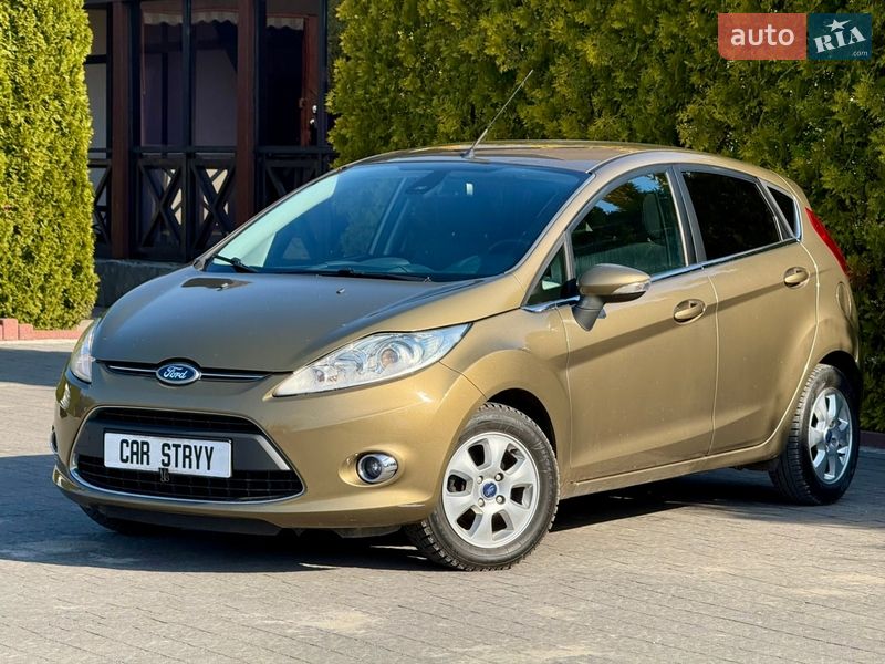 Хэтчбек Ford Fiesta 2011 в Стрые