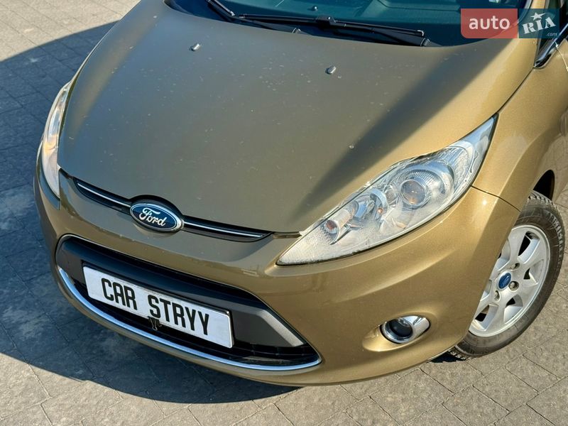 Хэтчбек Ford Fiesta 2011 в Стрые