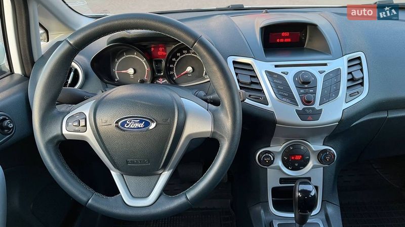 Хэтчбек Ford Fiesta 2011 в Хмельницком