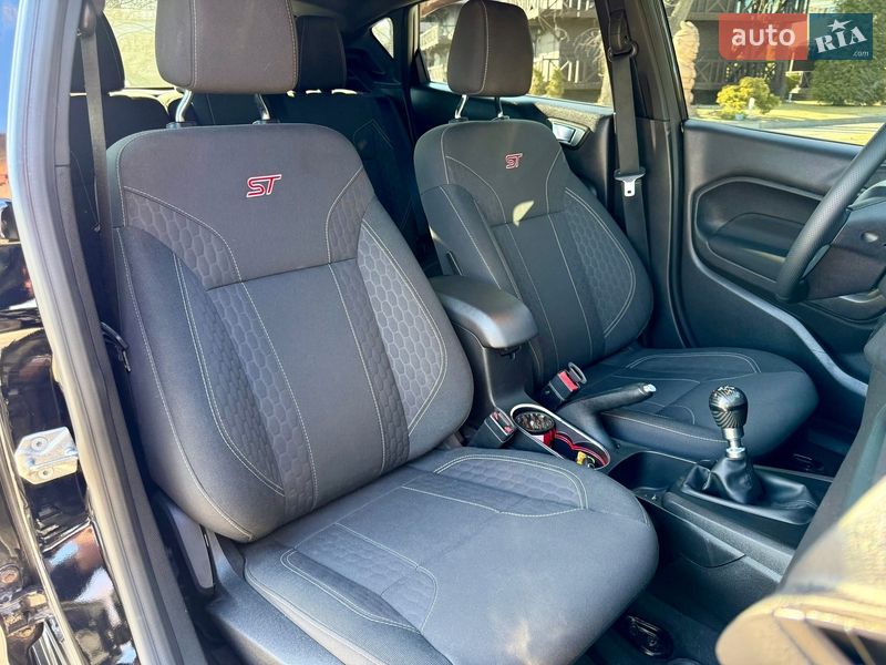 Хэтчбек Ford Fiesta 2018 в Днепре