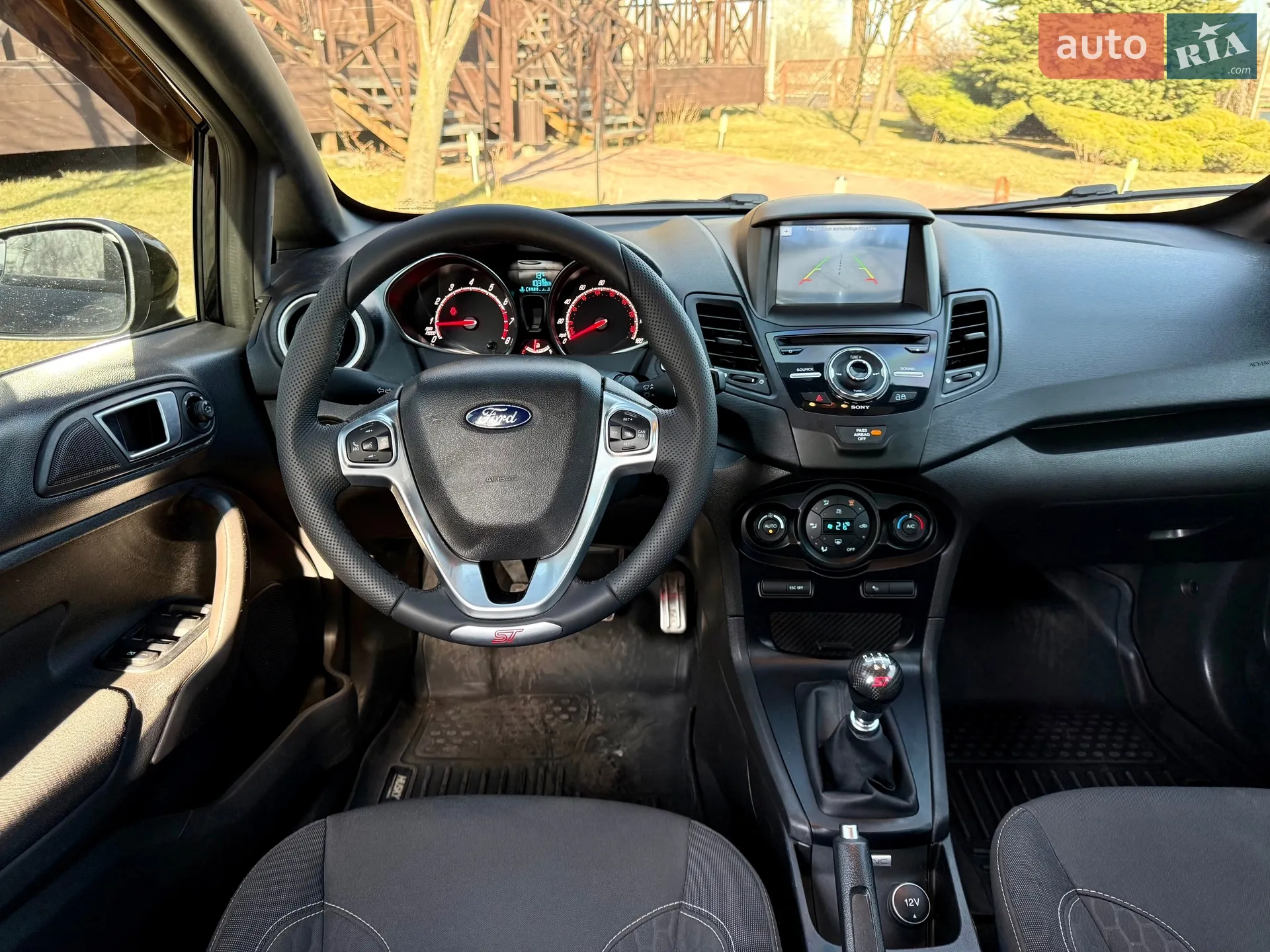 2018 Ford Fiesta - мініатюра 21