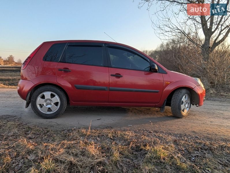 Хетчбек Ford Fiesta 2008 в Калинівці фото 3 Хетчбек Ford Fiesta 2008 в Калинівці