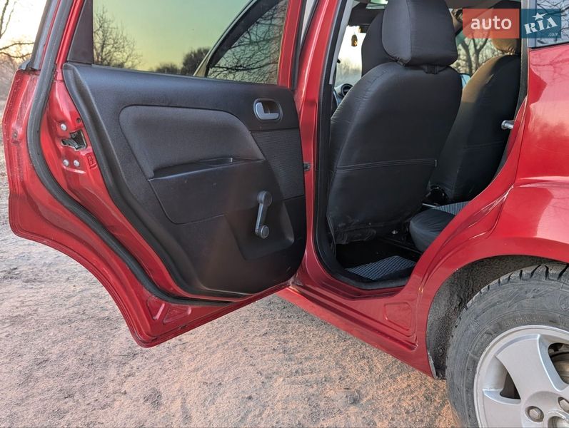 Хетчбек Ford Fiesta 2008 в Калинівці фото 17 Хетчбек Ford Fiesta 2008 в Калинівці