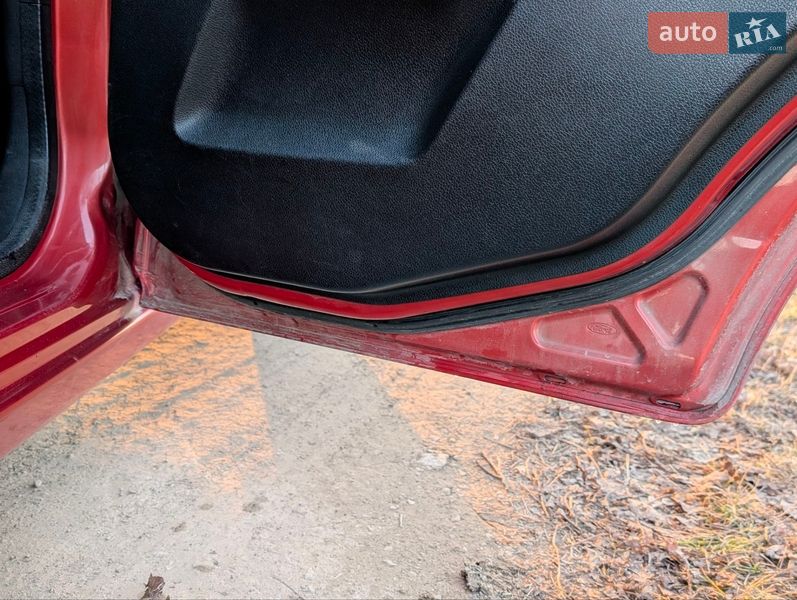Хетчбек Ford Fiesta 2008 в Калинівці фото 26 Хетчбек Ford Fiesta 2008 в Калинівці
