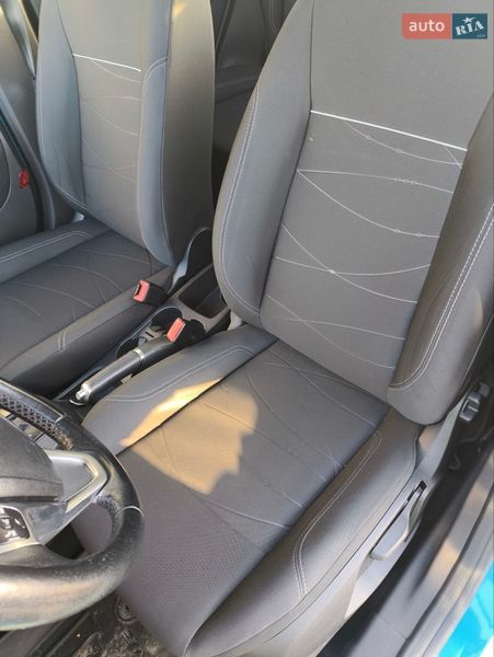 Хэтчбек Ford Fiesta 2016 в Киеве