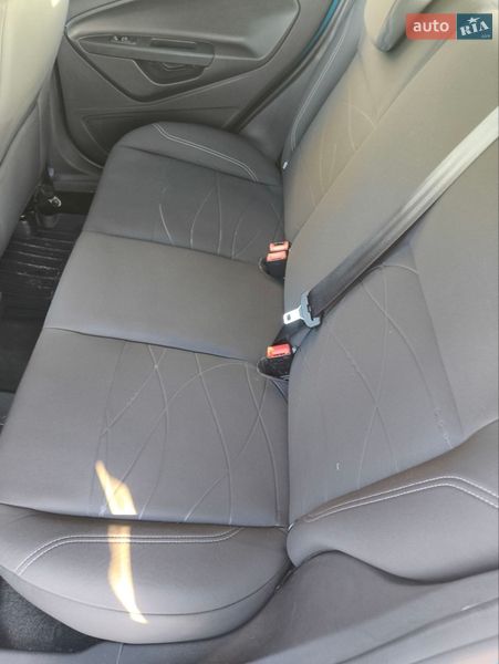 Хэтчбек Ford Fiesta 2016 в Киеве