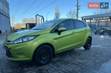 Хэтчбек Ford Fiesta 2012 в Киеве
