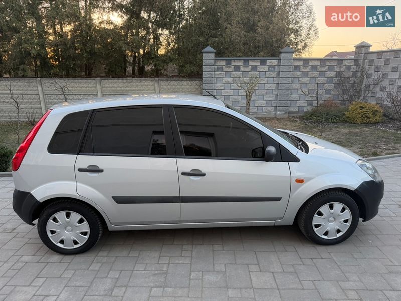 Хетчбек Ford Fiesta 2007 в Луцьку