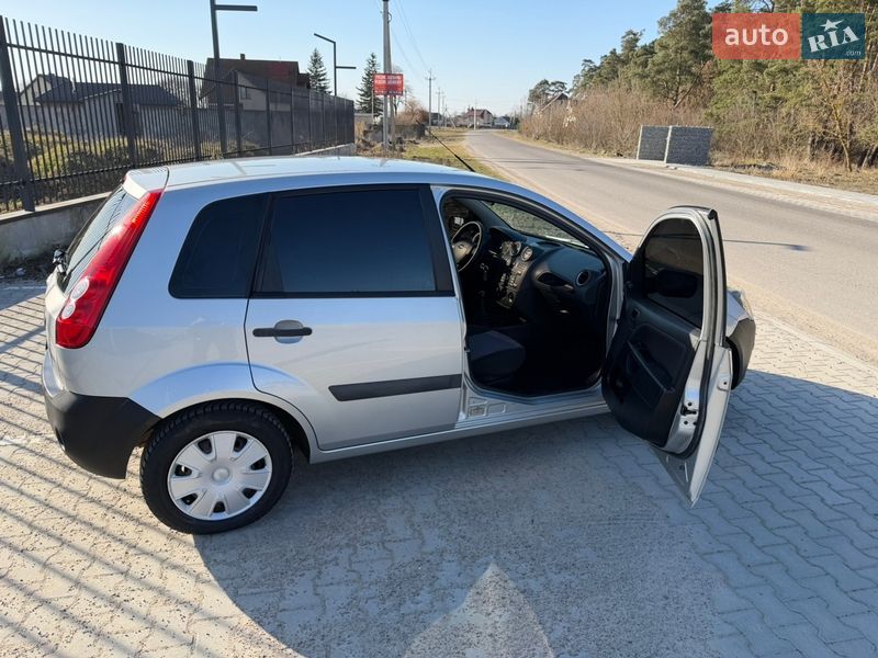 Хетчбек Ford Fiesta 2007 в Луцьку