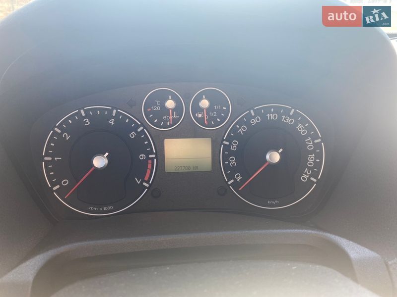 Хэтчбек Ford Fiesta 2007 в Коростене