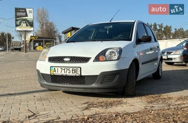 Хэтчбек Ford Fiesta 2007 в Ирпене
