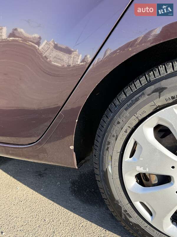 Хэтчбек Ford Fiesta 2010 в Киеве