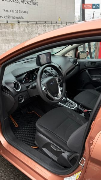 Хетчбек Ford Fiesta 2017 в Києві