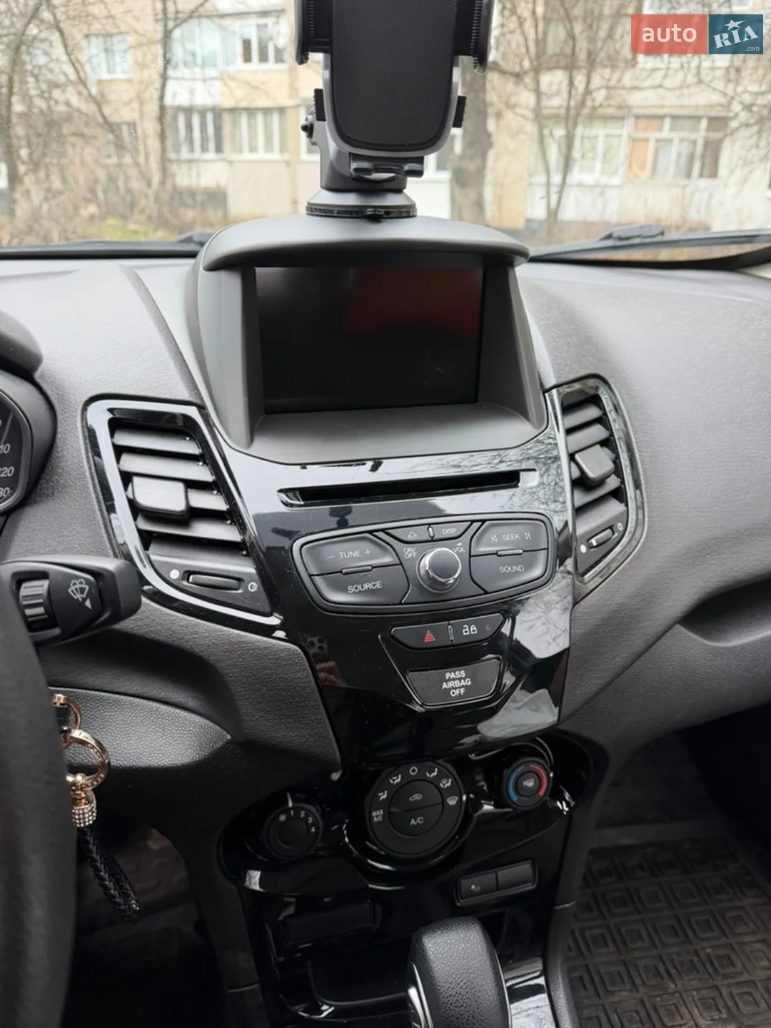 2019 Ford Fiesta - мініатюра 5
