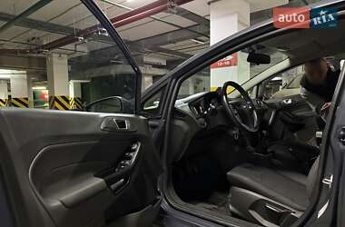 Хэтчбек Ford Fiesta 2013 в Киеве