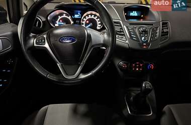 Хэтчбек Ford Fiesta 2013 в Киеве