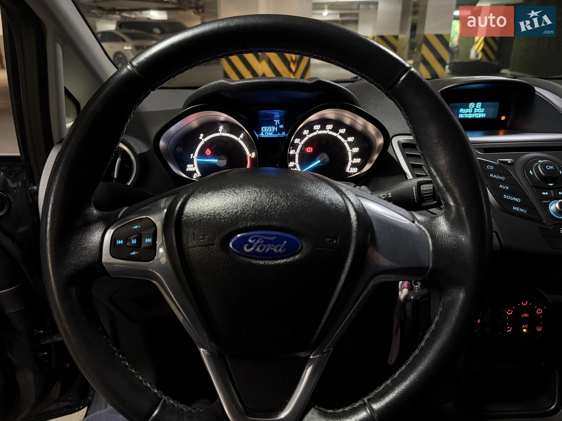 2013 Ford Fiesta - мініатюра 22
