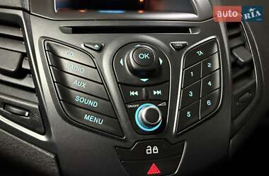 Хэтчбек Ford Fiesta 2013 в Киеве