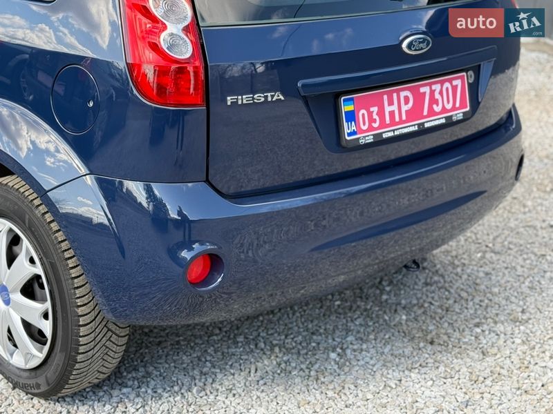 Хэтчбек Ford Fiesta 2008 в Луцке