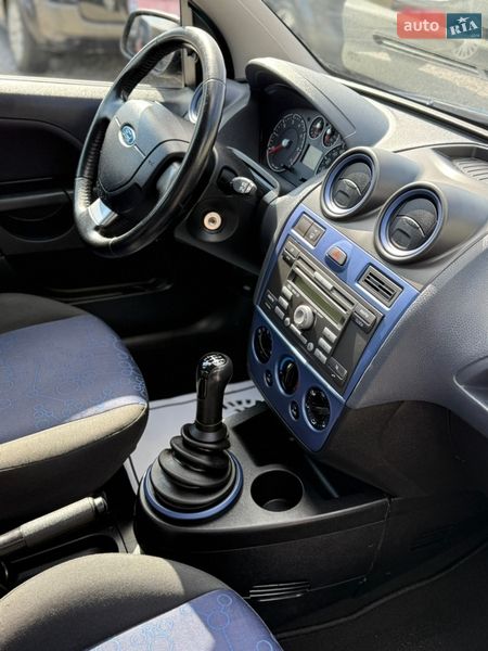 Хэтчбек Ford Fiesta 2008 в Луцке