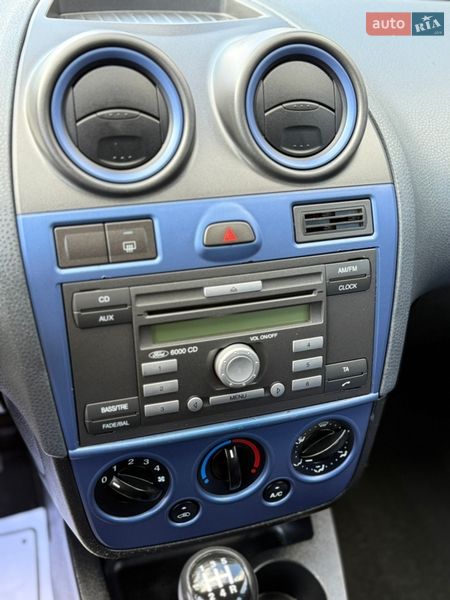 Хэтчбек Ford Fiesta 2008 в Луцке