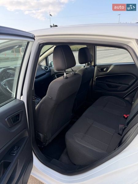 Седан Ford Fiesta 2019 в Киеве