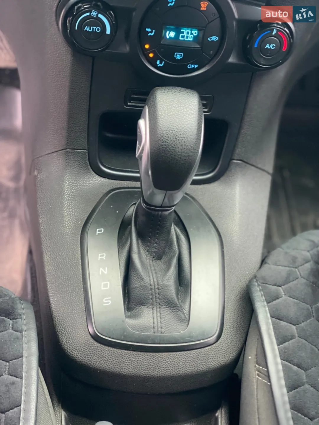 2014 Ford Fiesta - мініатюра 10