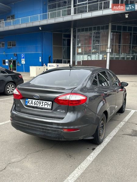 Седан Ford Fiesta 2018 в Киеве