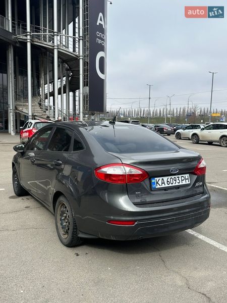 Седан Ford Fiesta 2018 в Киеве