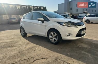 Хэтчбек Ford Fiesta 2012 в Киеве