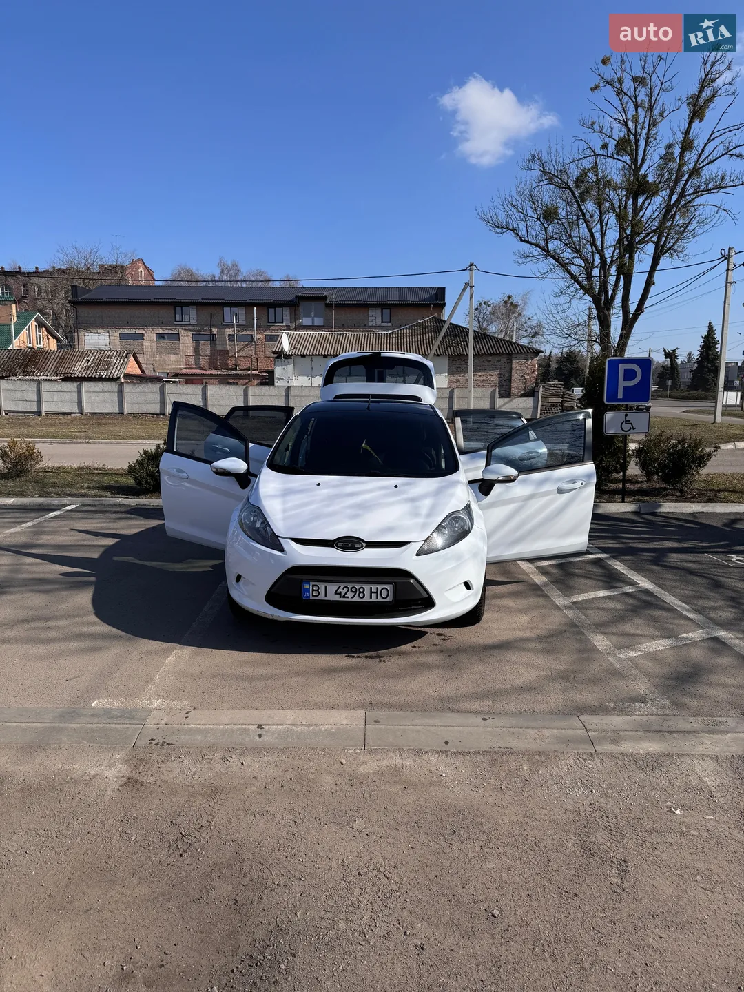 2012 Ford Fiesta - мініатюра 9