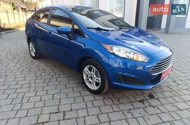 Седан Ford Fiesta 2018 в Івано-Франківську