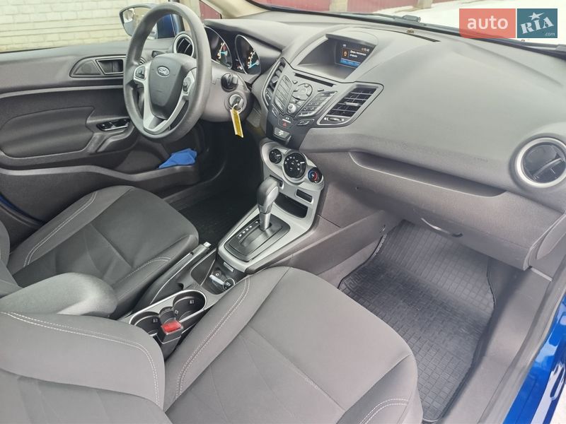 Седан Ford Fiesta 2018 в Івано-Франківську