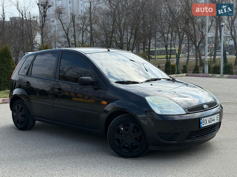 Хетчбек Ford Fiesta 2004 в Хмельницькому