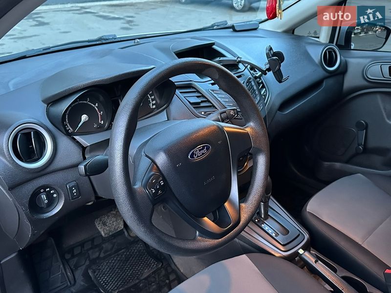 Седан Ford Fiesta 2019 в Киеве