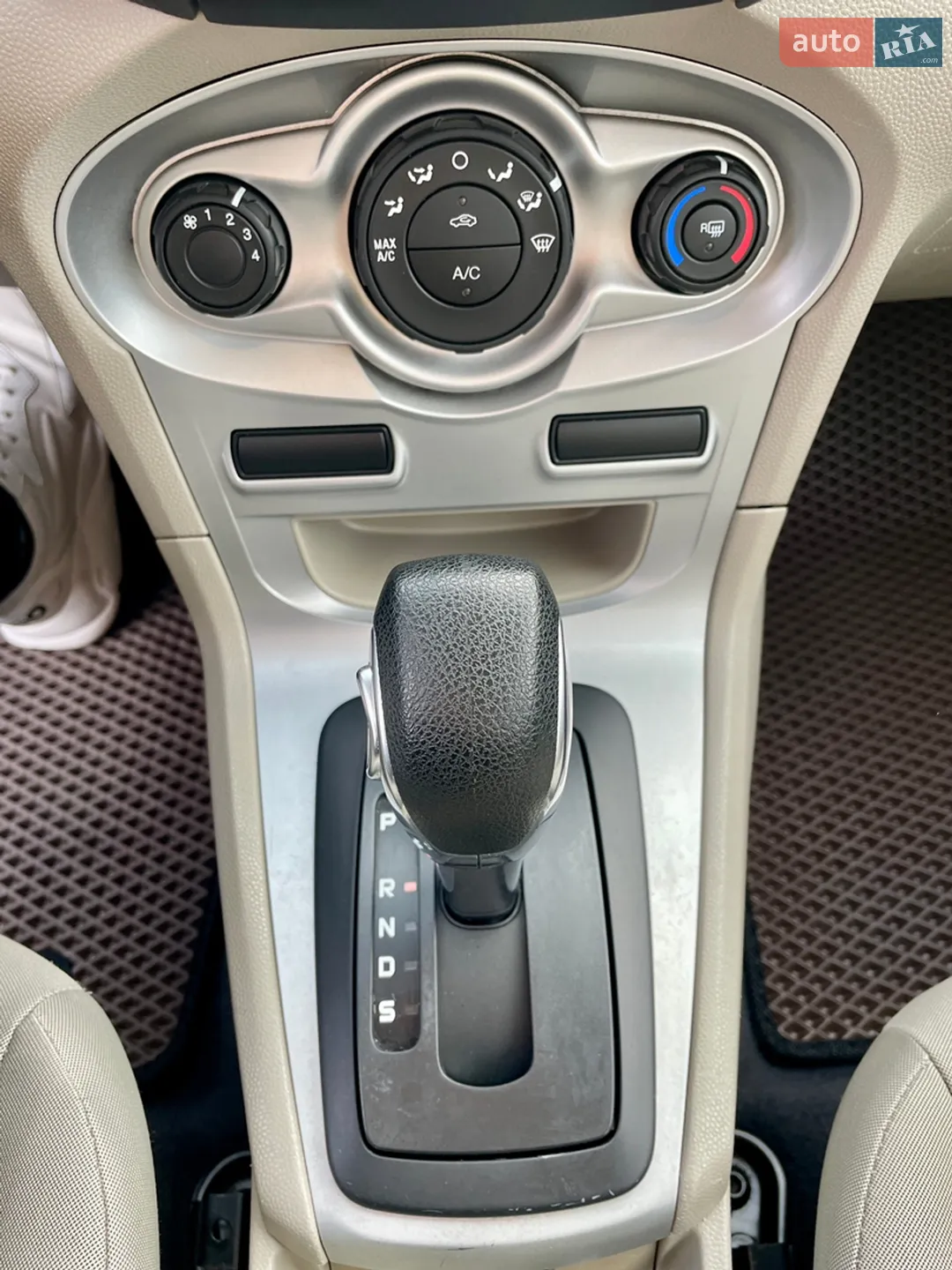 2019 Ford Fiesta - мініатюра 42