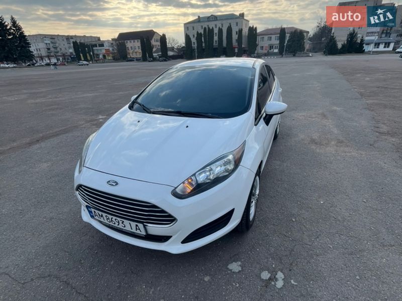 Седан Ford Fiesta 2017 в Житомире