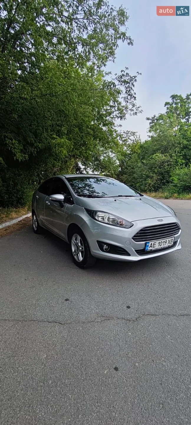 2017 Ford Fiesta - фото 1