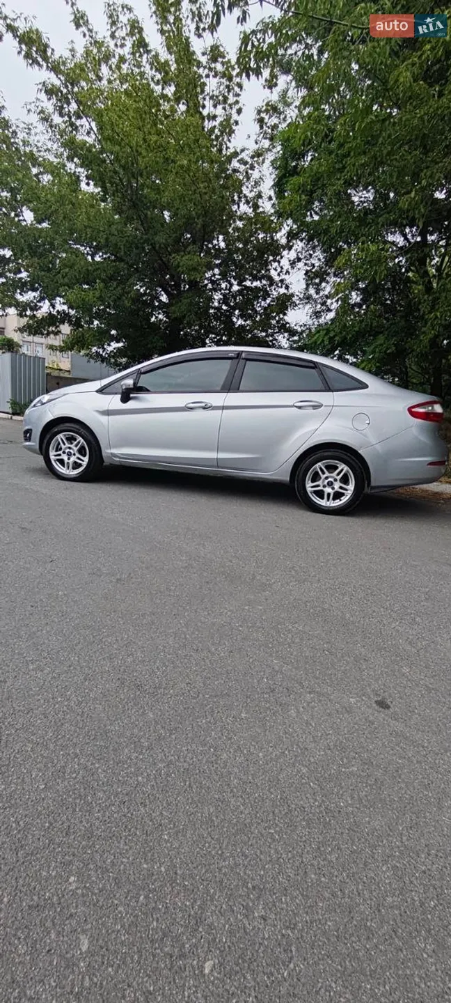 2017 Ford Fiesta - мініатюра 5