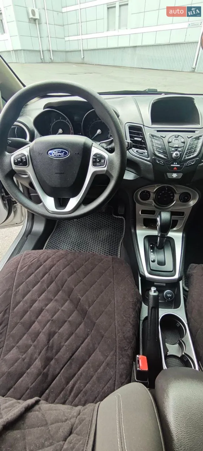2017 Ford Fiesta - мініатюра 13