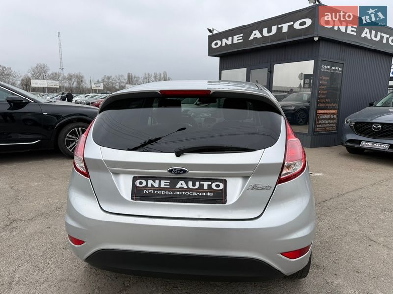 Хэтчбек Ford Fiesta 2014 в Киеве фото 8 Хэтчбек Ford Fiesta 2014 в Киеве