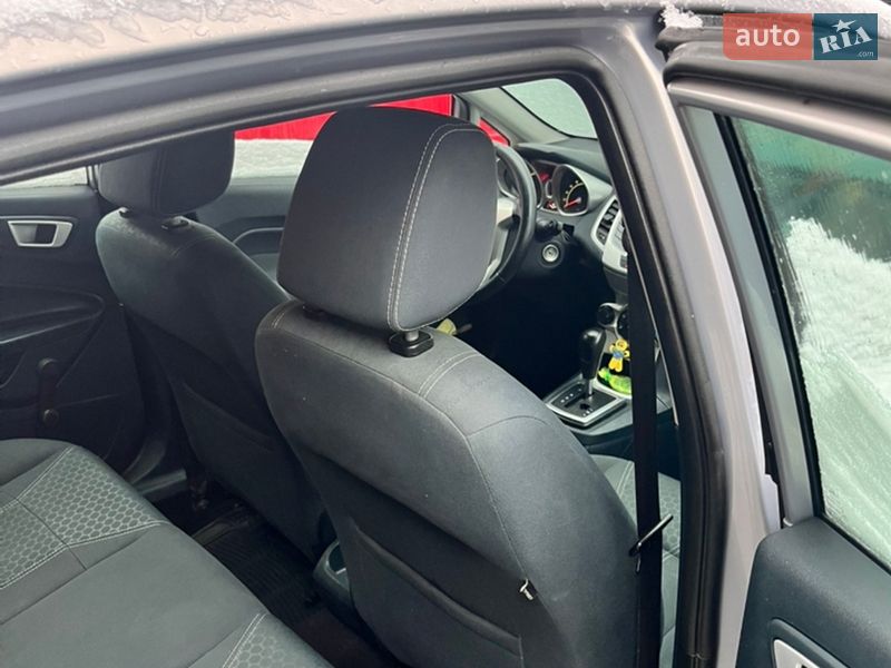 Хэтчбек Ford Fiesta 2012 в Казатине фото 5 Хэтчбек Ford Fiesta 2012 в Казатине